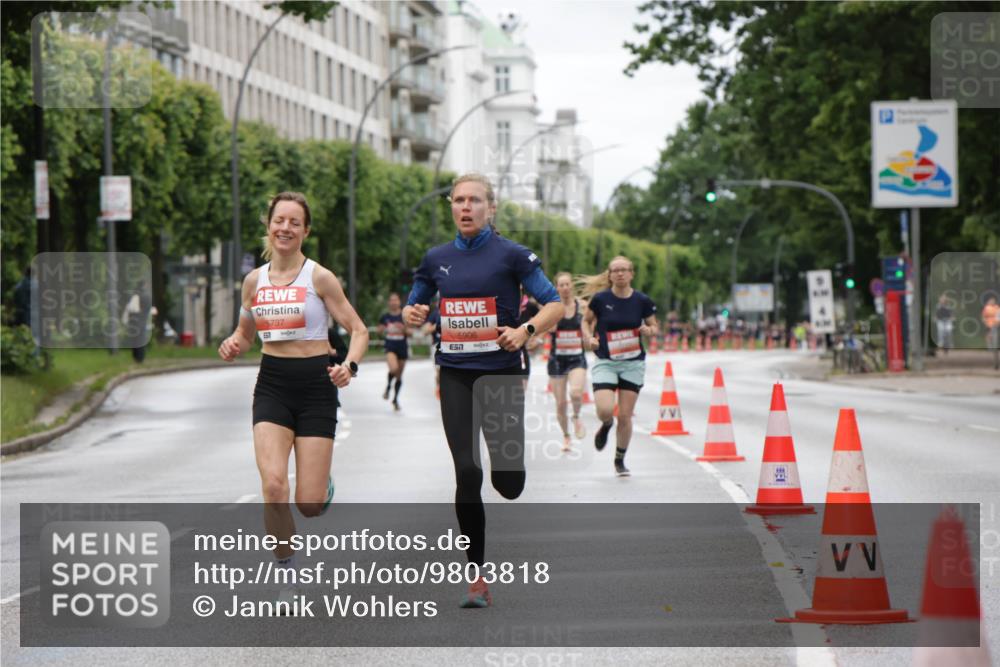 14.06.2026 - REWE Women's Run Jannik Wohlers http://msf.ph/oto/9803818 14.06.2026 10:36:40 Laufen 5737, 67, 5906 meine-sportfotos.de