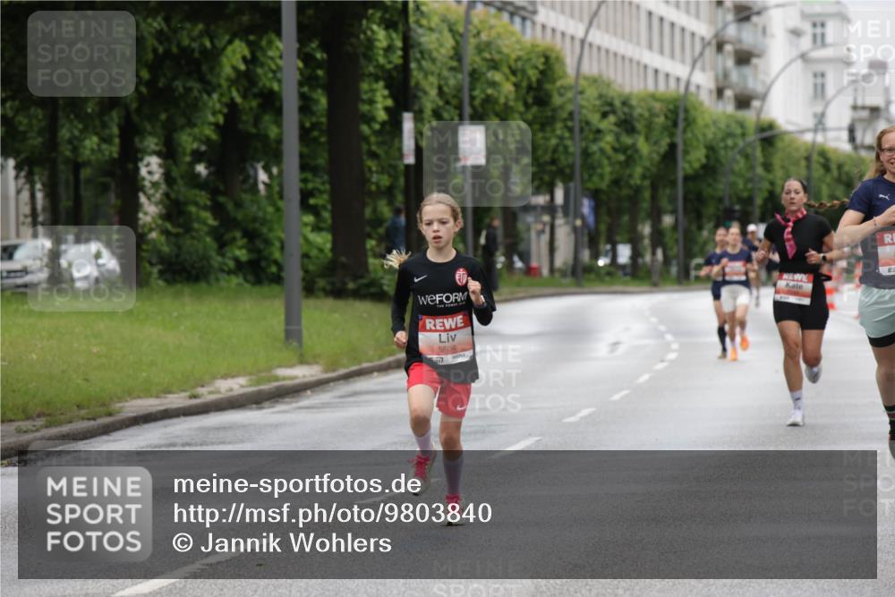 14.06.2026 - REWE Women's Run Jannik Wohlers http://msf.ph/oto/9803840 14.06.2026 10:36:44 Laufen 5504 meine-sportfotos.de