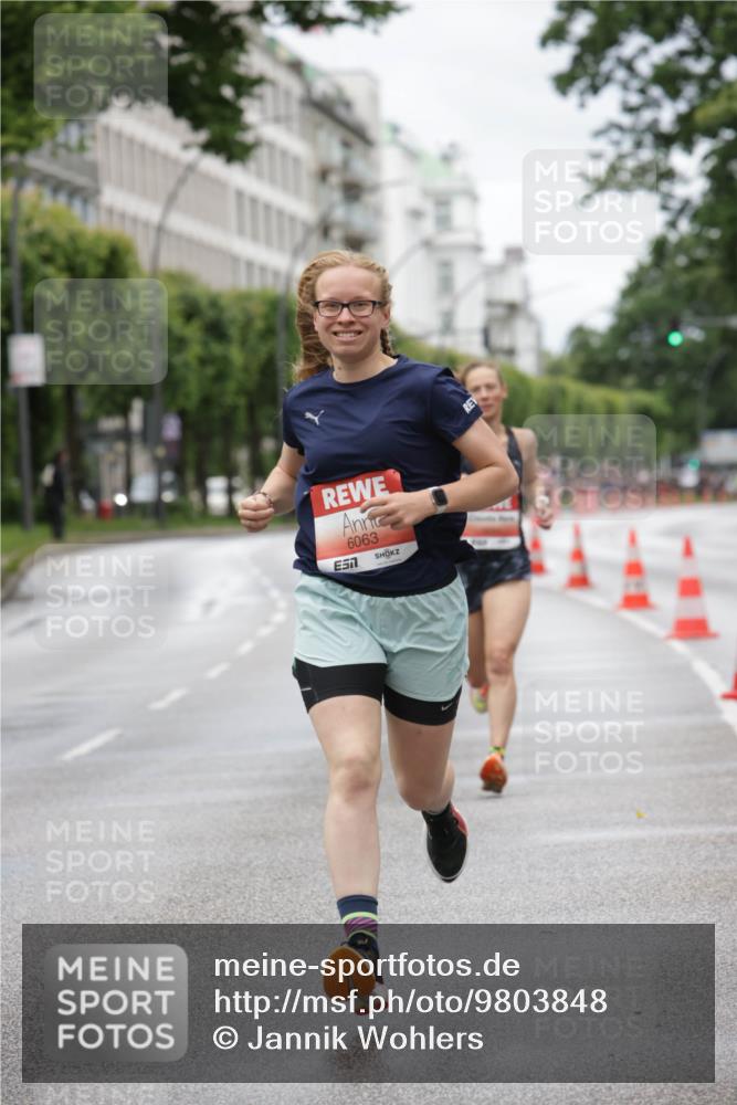 14.06.2026 - REWE Women's Run Jannik Wohlers http://msf.ph/oto/9803848 14.06.2026 10:36:46 Laufen 6063 meine-sportfotos.de