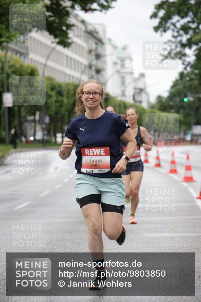 14.06.2026 - REWE Women's Run Jannik Wohlers http://msf.ph/oto/9803850 14.06.2026 10:36:46 Laufen 6063 meine-sportfotos.de