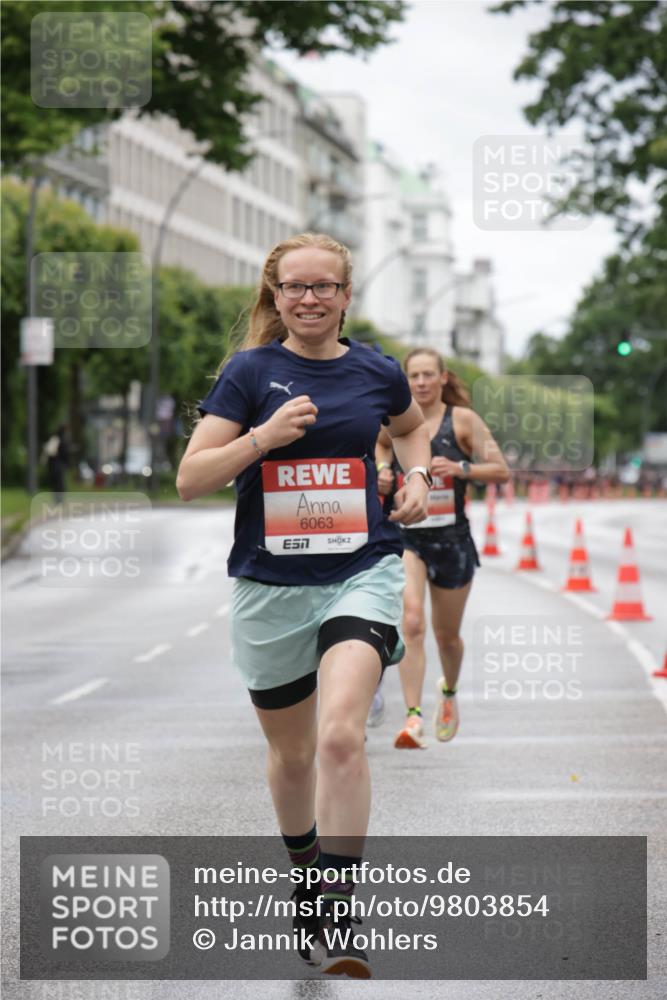 14.06.2026 - REWE Women's Run Jannik Wohlers http://msf.ph/oto/9803854 14.06.2026 10:36:46 Laufen 6063 meine-sportfotos.de