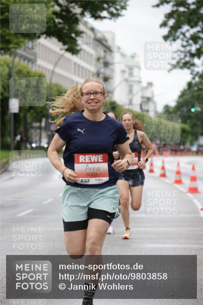 14.06.2026 - REWE Women's Run Jannik Wohlers http://msf.ph/oto/9803858 14.06.2026 10:36:47 Laufen 6063 meine-sportfotos.de