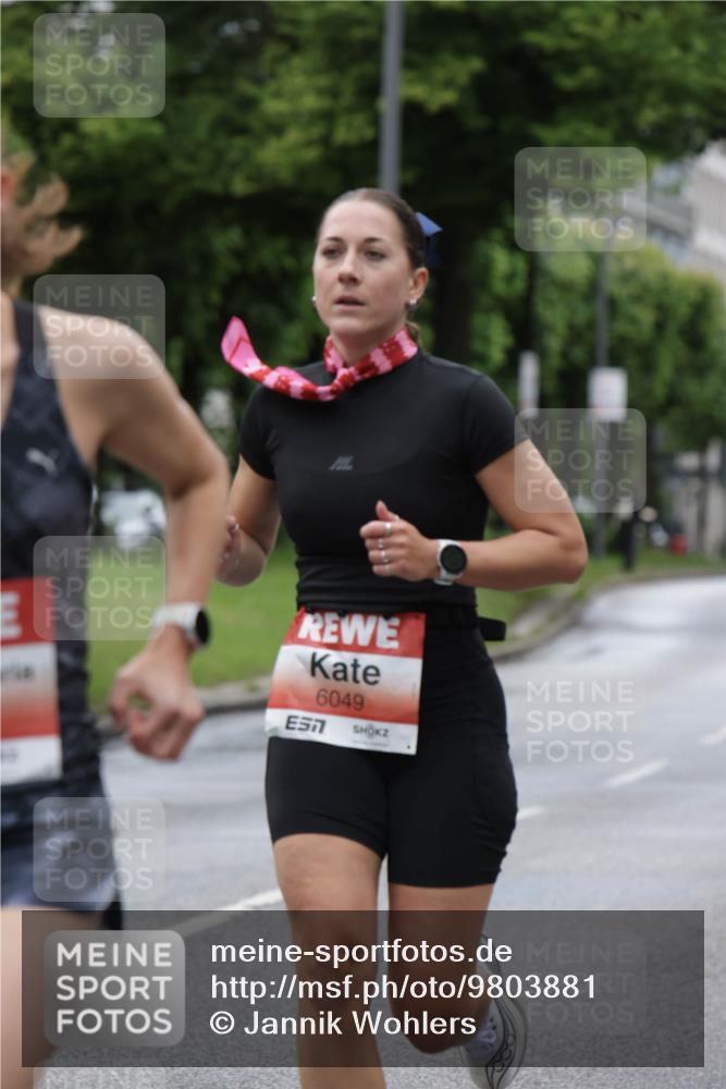 14.06.2026 - REWE Women's Run Jannik Wohlers http://msf.ph/oto/9803881 14.06.2026 10:36:50 Laufen 6049, 7 meine-sportfotos.de