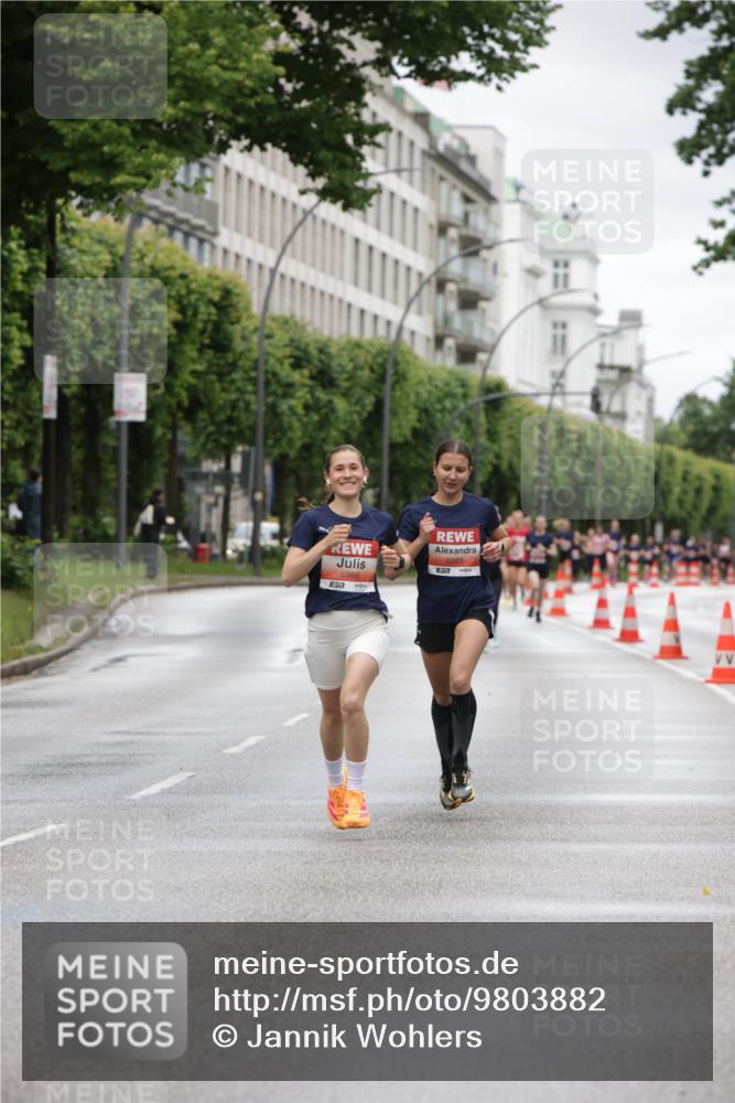 14.06.2026 - REWE Women's Run Jannik Wohlers http://msf.ph/oto/9803882 14.06.2026 10:36:51 Laufen 5386, 7, 5263, 657 meine-sportfotos.de