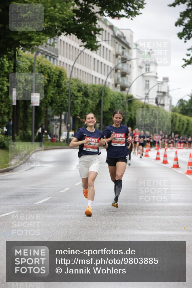 14.06.2026 - REWE Women's Run Jannik Wohlers http://msf.ph/oto/9803885 14.06.2026 10:36:52 Laufen 5386, 7, 657, 5263 meine-sportfotos.de