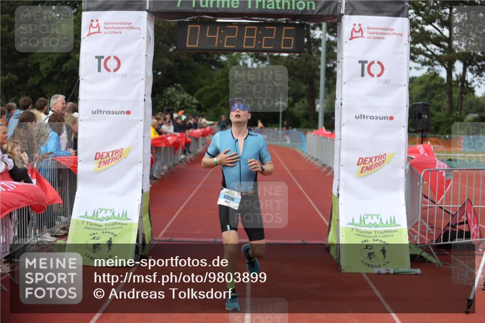 14.06.2026 - 7 Türme Triathlon Andreas Tolksdorf http://msf.ph/oto/9803899 14.06.2026 15:28:24 Ziel 1029, 1058 meine-sportfotos.de