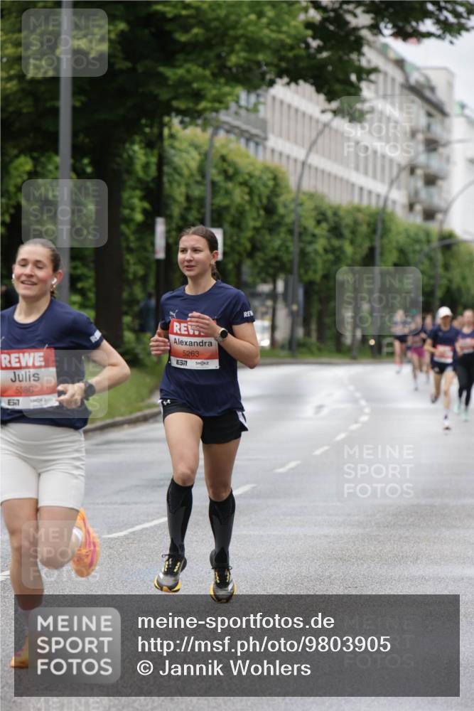 14.06.2026 - REWE Women's Run Jannik Wohlers http://msf.ph/oto/9803905 14.06.2026 10:36:54 Laufen 5386, 5263, 7 meine-sportfotos.de