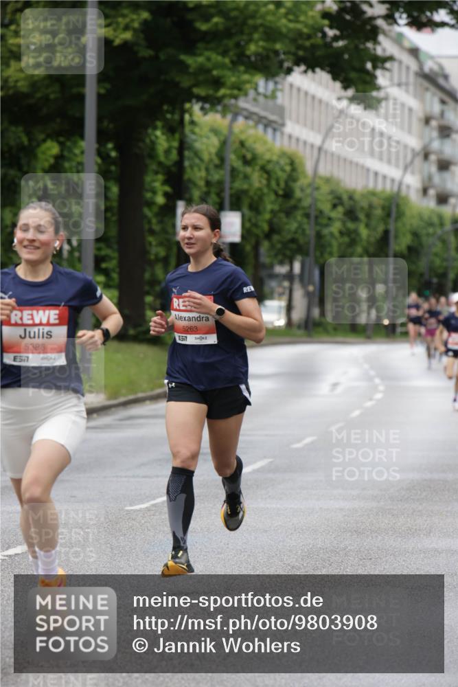 14.06.2026 - REWE Women's Run Jannik Wohlers http://msf.ph/oto/9803908 14.06.2026 10:36:54 Laufen 5386, 5263 meine-sportfotos.de