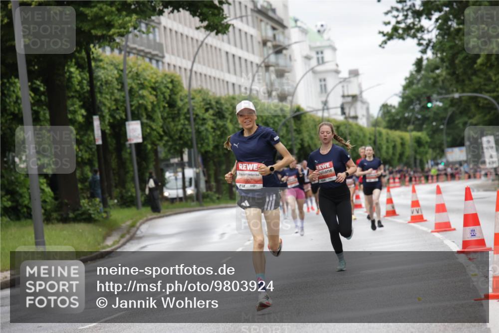 14.06.2026 - REWE Women's Run Jannik Wohlers http://msf.ph/oto/9803924 14.06.2026 10:37:01 Laufen 5007 meine-sportfotos.de