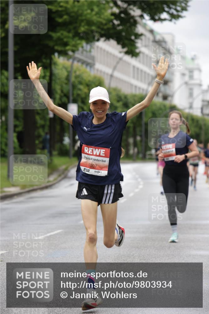 14.06.2026 - REWE Women's Run Jannik Wohlers http://msf.ph/oto/9803934 14.06.2026 10:37:03 Laufen 5007 meine-sportfotos.de