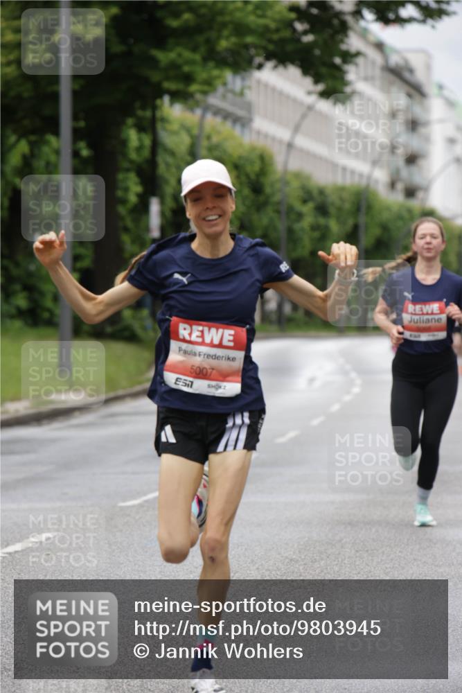 14.06.2026 - REWE Women's Run Jannik Wohlers http://msf.ph/oto/9803945 14.06.2026 10:37:04 Laufen 5007 meine-sportfotos.de
