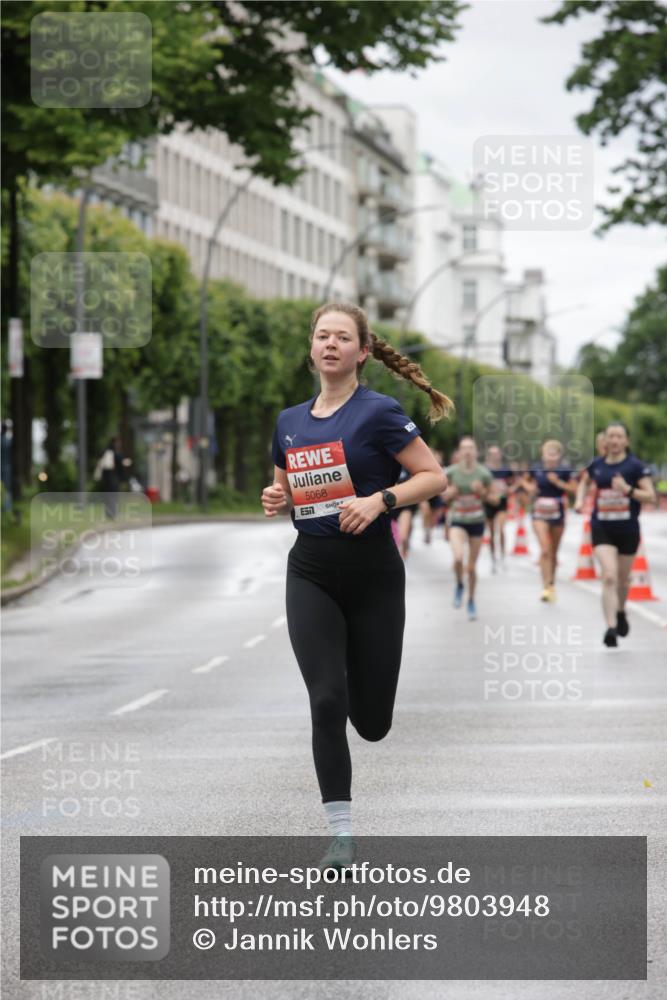 14.06.2026 - REWE Women's Run Jannik Wohlers http://msf.ph/oto/9803948 14.06.2026 10:37:05 Laufen 5068, 651 meine-sportfotos.de