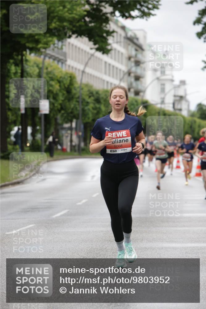 14.06.2026 - REWE Women's Run Jannik Wohlers http://msf.ph/oto/9803952 14.06.2026 10:37:05 Laufen 5068 meine-sportfotos.de