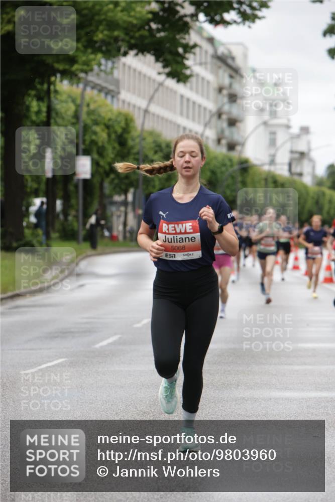 14.06.2026 - REWE Women's Run Jannik Wohlers http://msf.ph/oto/9803960 14.06.2026 10:37:05 Laufen 5068 meine-sportfotos.de