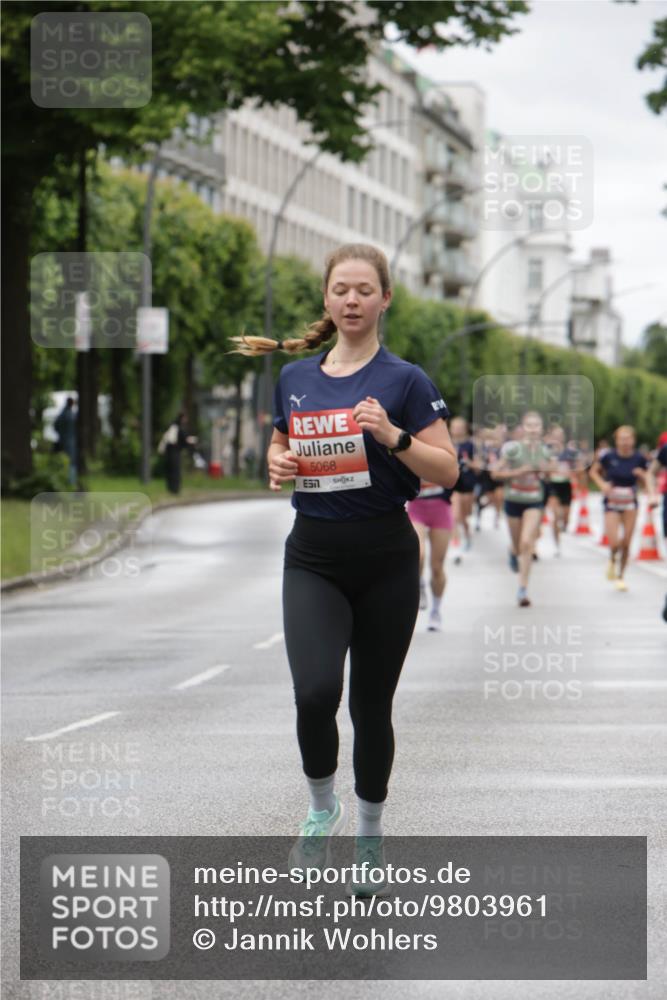 14.06.2026 - REWE Women's Run Jannik Wohlers http://msf.ph/oto/9803961 14.06.2026 10:37:05 Laufen 5068 meine-sportfotos.de