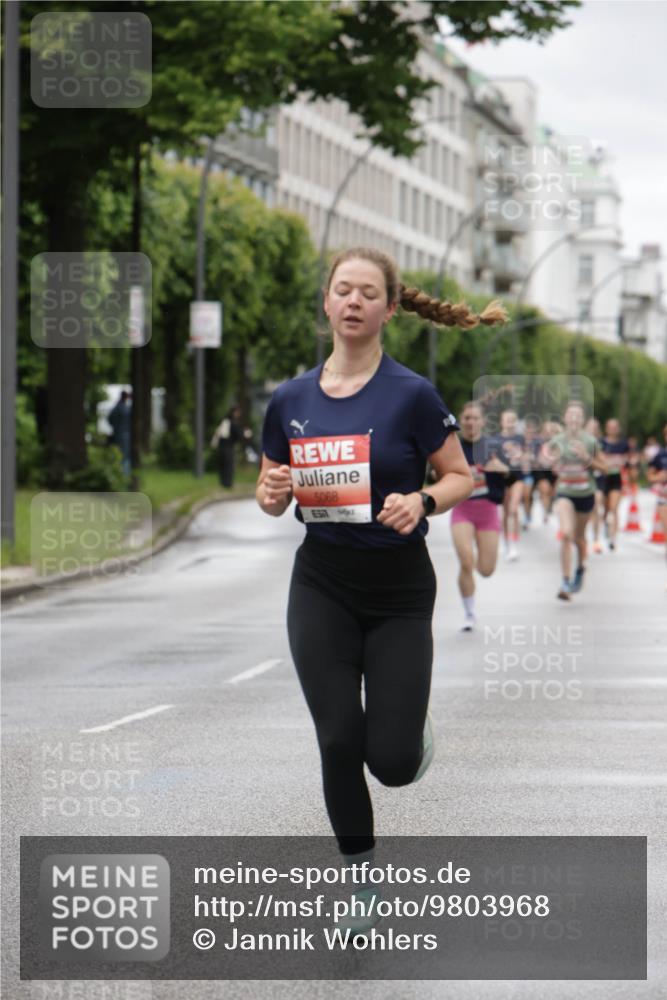 14.06.2026 - REWE Women's Run Jannik Wohlers http://msf.ph/oto/9803968 14.06.2026 10:37:05 Laufen 5068 meine-sportfotos.de