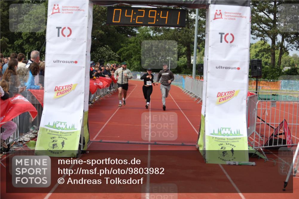 14.06.2026 - 7 Türme Triathlon Andreas Tolksdorf http://msf.ph/oto/9803982 14.06.2026 15:29:40 Ziel 1174 meine-sportfotos.de