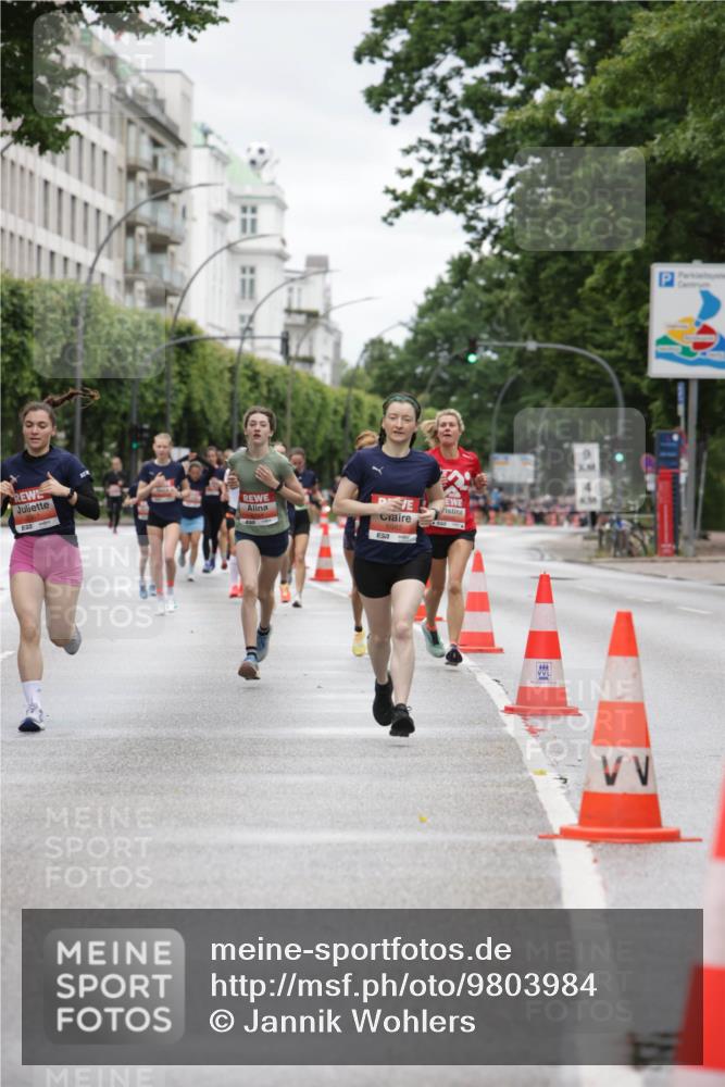 14.06.2026 - REWE Women's Run Jannik Wohlers http://msf.ph/oto/9803984 14.06.2026 10:37:07 Laufen 5982 meine-sportfotos.de