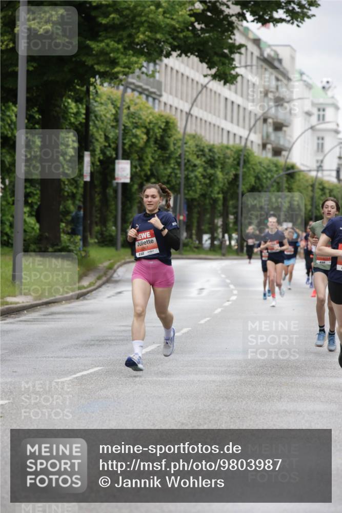 14.06.2026 - REWE Women's Run Jannik Wohlers http://msf.ph/oto/9803987 14.06.2026 10:37:09 Laufen 6361 meine-sportfotos.de