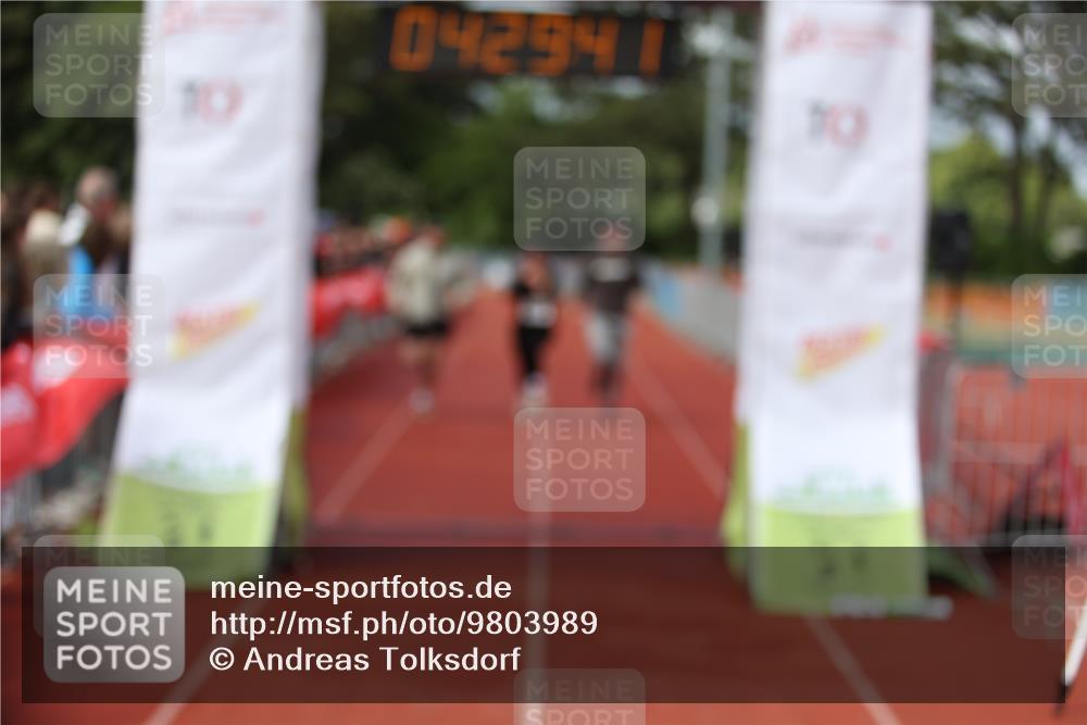 14.06.2026 - 7 Türme Triathlon Andreas Tolksdorf http://msf.ph/oto/9803989 14.06.2026 15:29:40 Ziel 1174 meine-sportfotos.de