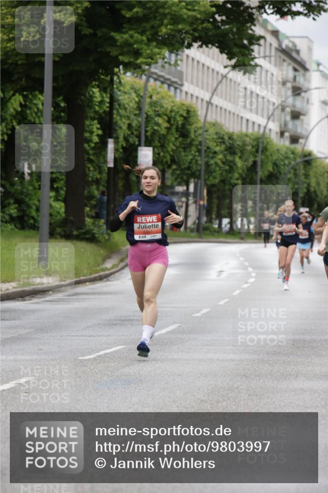 14.06.2026 - REWE Women's Run Jannik Wohlers http://msf.ph/oto/9803997 14.06.2026 10:37:09 Laufen 5361 meine-sportfotos.de
