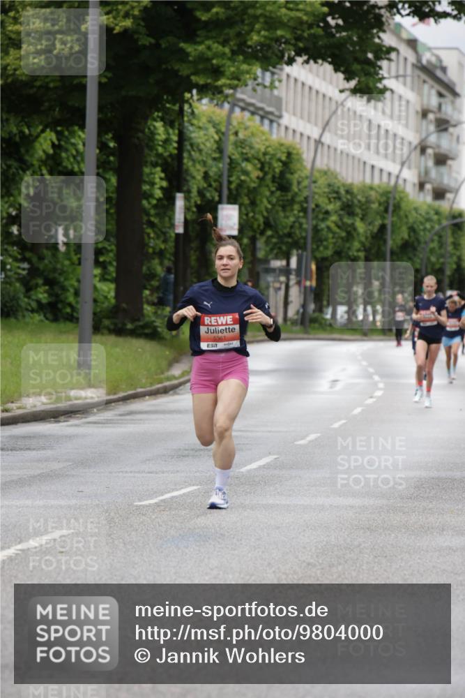 14.06.2026 - REWE Women's Run Jannik Wohlers http://msf.ph/oto/9804000 14.06.2026 10:37:09 Laufen 5361 meine-sportfotos.de