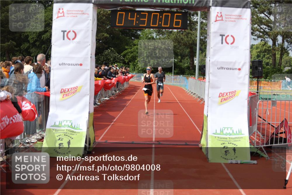 14.06.2026 - 7 Türme Triathlon Andreas Tolksdorf http://msf.ph/oto/9804008 14.06.2026 15:30:05 Ziel 1147, 1710 meine-sportfotos.de