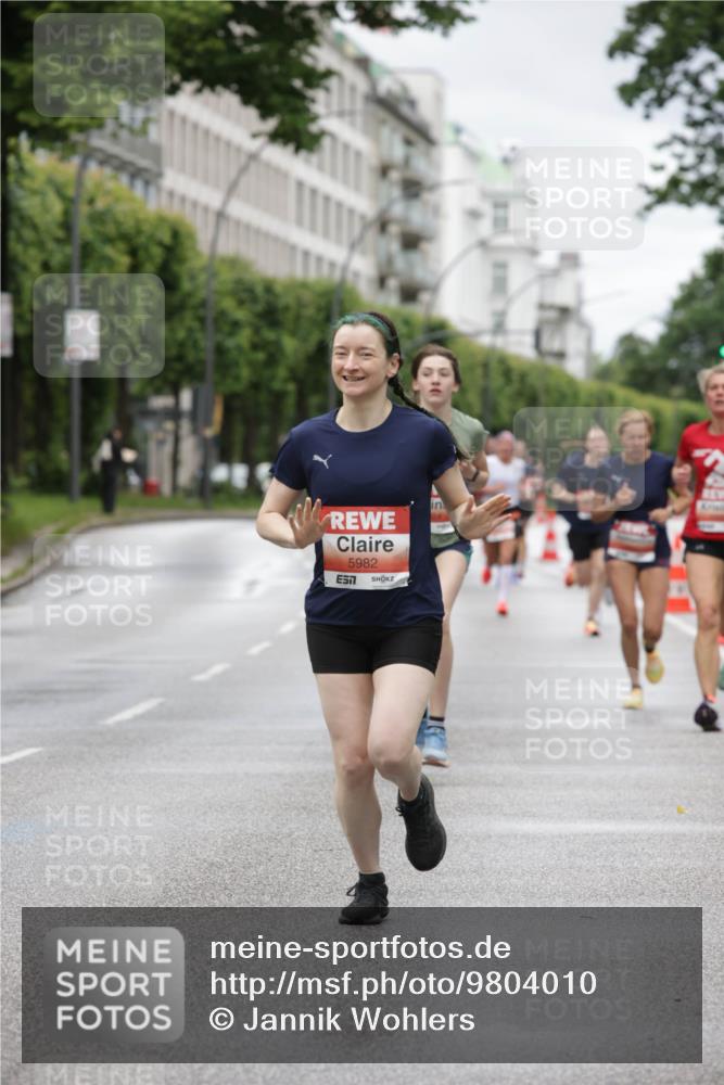 14.06.2026 - REWE Women's Run Jannik Wohlers http://msf.ph/oto/9804010 14.06.2026 10:37:10 Laufen 5982 meine-sportfotos.de