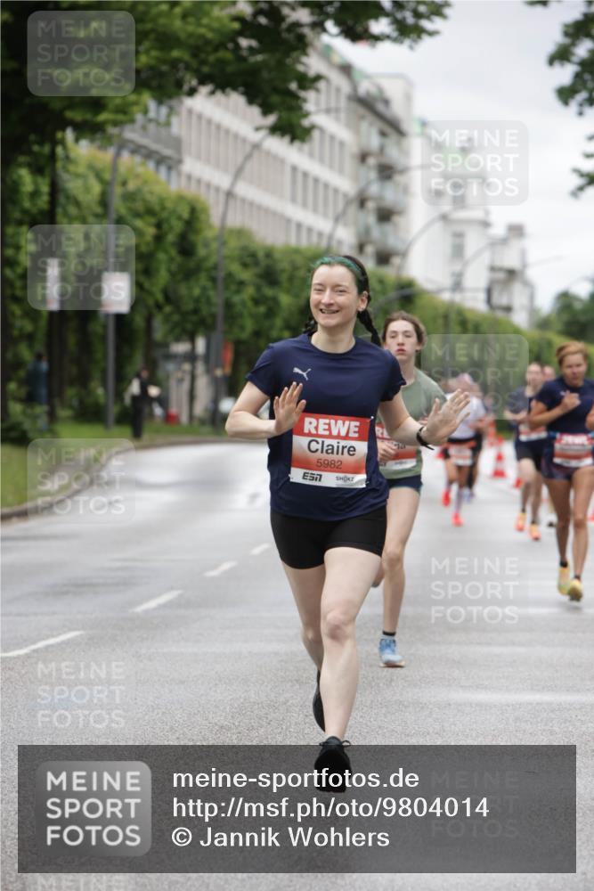 14.06.2026 - REWE Women's Run Jannik Wohlers http://msf.ph/oto/9804014 14.06.2026 10:37:11 Laufen 5982, 7 meine-sportfotos.de