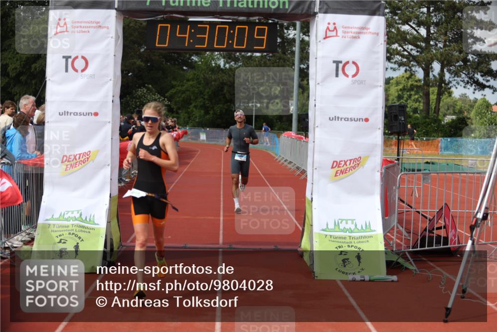 14.06.2026 - 7 Türme Triathlon Andreas Tolksdorf http://msf.ph/oto/9804028 14.06.2026 15:30:07 Ziel 1147, 1710 meine-sportfotos.de