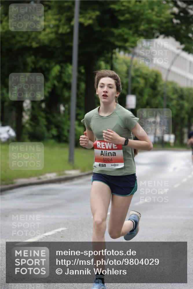 14.06.2026 - REWE Women's Run Jannik Wohlers http://msf.ph/oto/9804029 14.06.2026 10:37:13 Laufen 5024 meine-sportfotos.de