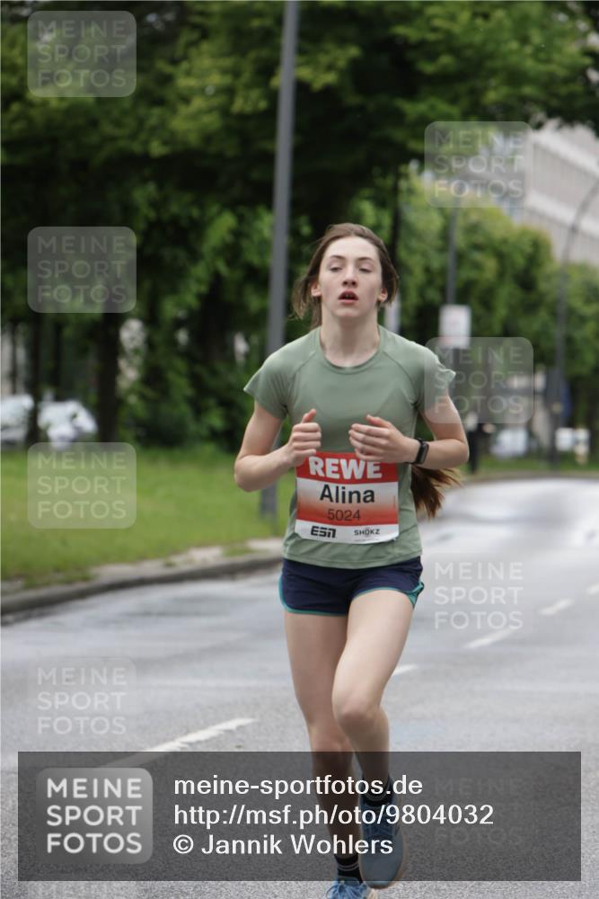 14.06.2026 - REWE Women's Run Jannik Wohlers http://msf.ph/oto/9804032 14.06.2026 10:37:13 Laufen 5024 meine-sportfotos.de
