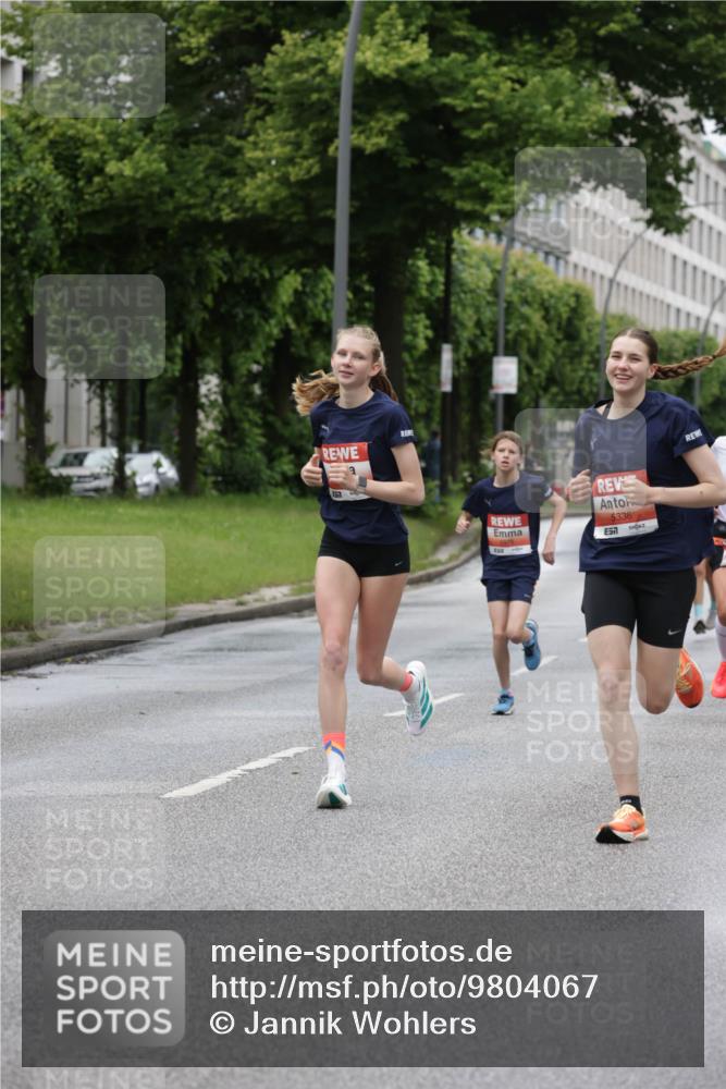 14.06.2026 - REWE Women's Run Jannik Wohlers http://msf.ph/oto/9804067 14.06.2026 10:37:18 Laufen 5336, 57 meine-sportfotos.de