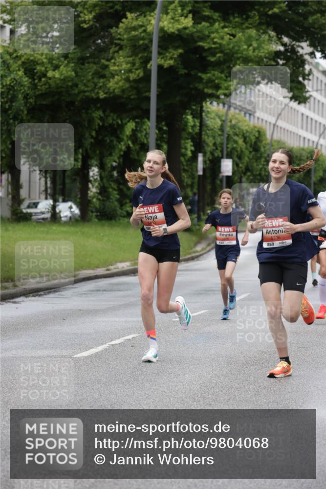 14.06.2026 - REWE Women's Run Jannik Wohlers http://msf.ph/oto/9804068 14.06.2026 10:37:18 Laufen 7, 5336, 51 meine-sportfotos.de