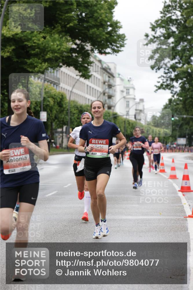 14.06.2026 - REWE Women's Run Jannik Wohlers http://msf.ph/oto/9804077 14.06.2026 10:37:20 Laufen 5336, 7, 6051, 57 meine-sportfotos.de