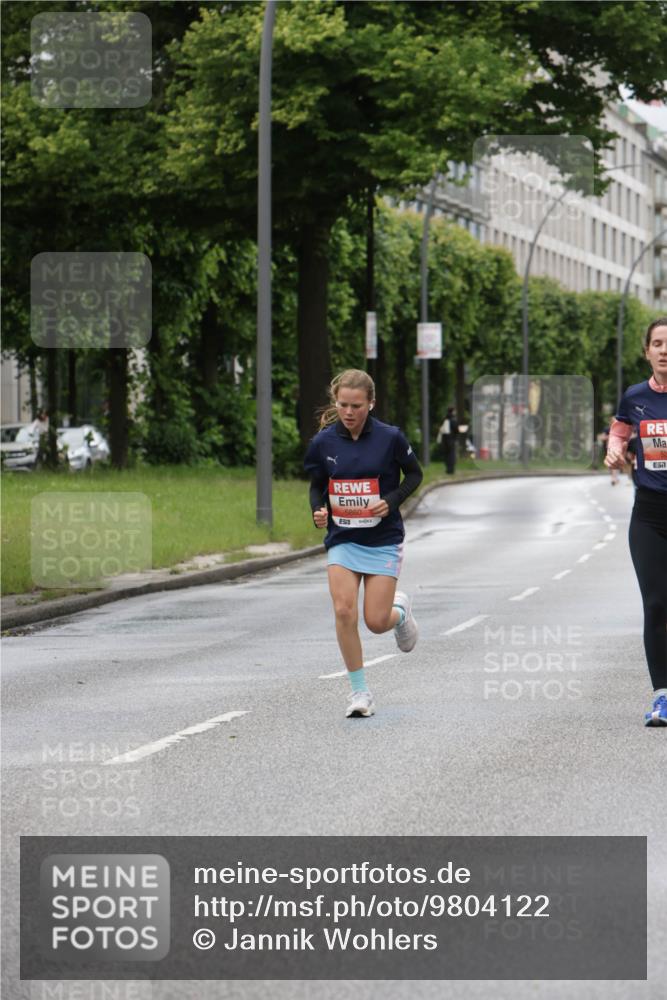 14.06.2026 - REWE Women's Run Jannik Wohlers http://msf.ph/oto/9804122 14.06.2026 10:37:23 Laufen 5860, 57 meine-sportfotos.de