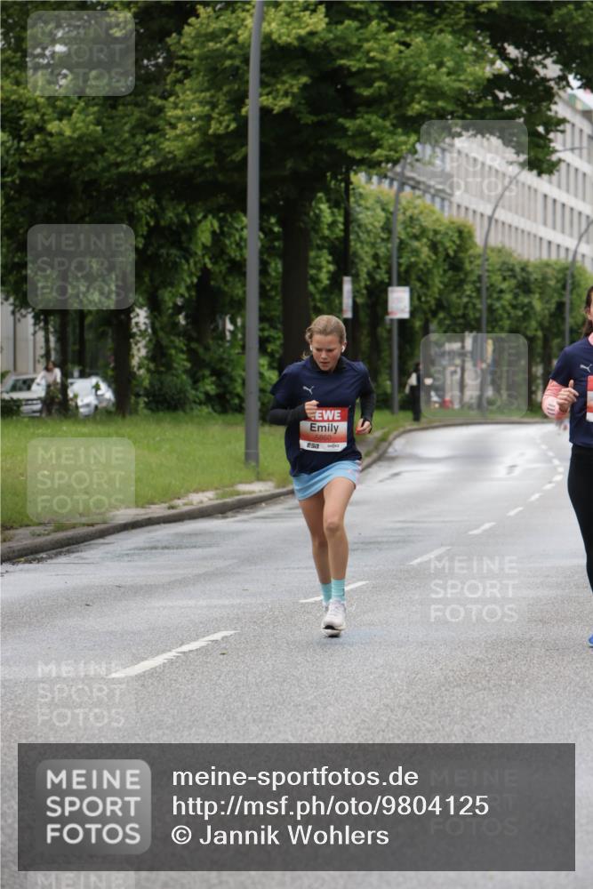 14.06.2026 - REWE Women's Run Jannik Wohlers http://msf.ph/oto/9804125 14.06.2026 10:37:23 Laufen 5860 meine-sportfotos.de
