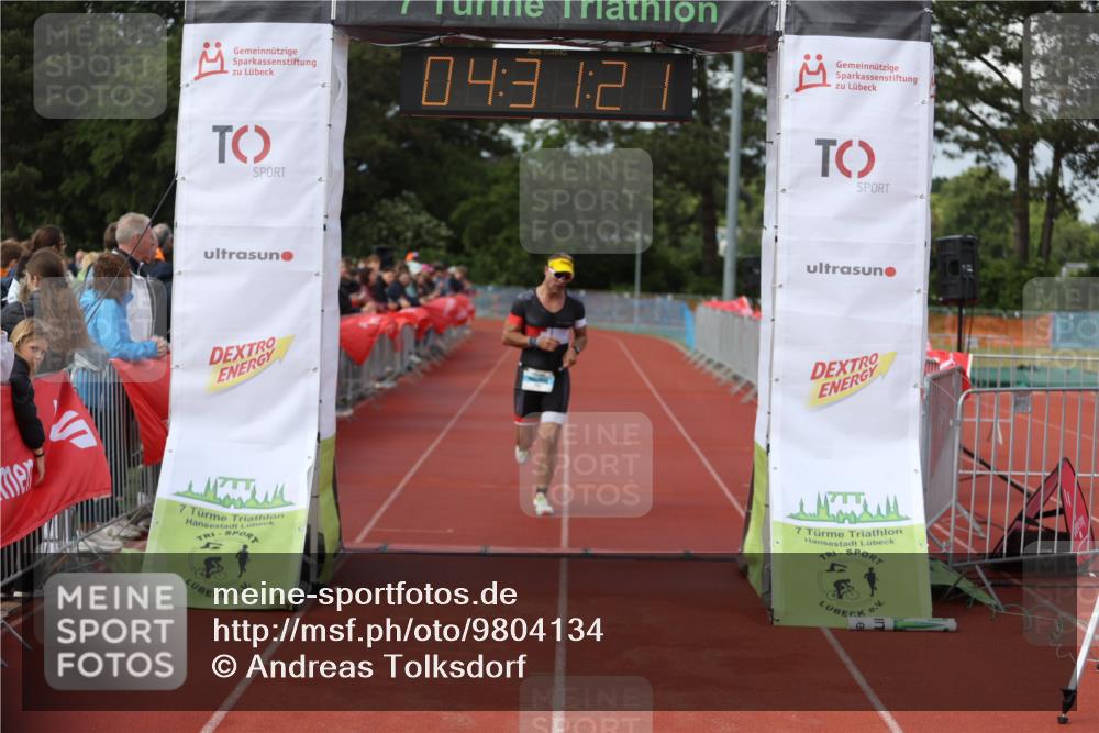 14.06.2026 - 7 Türme Triathlon Andreas Tolksdorf http://msf.ph/oto/9804134 14.06.2026 15:31:20 Ziel 1091 meine-sportfotos.de