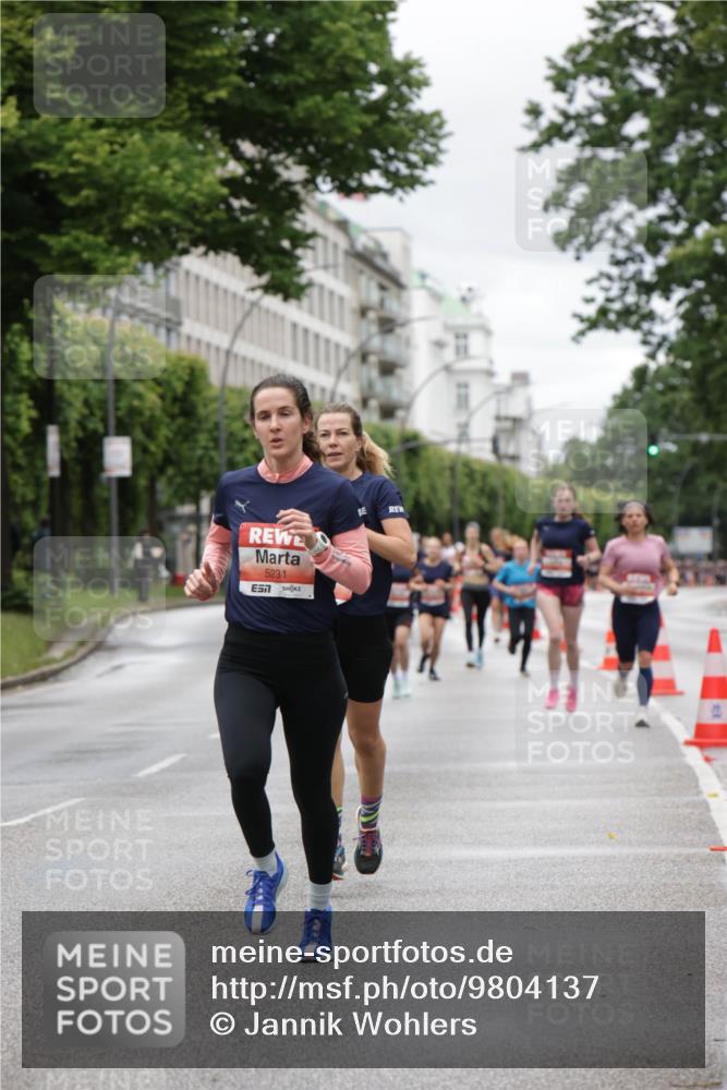 14.06.2026 - REWE Women's Run Jannik Wohlers http://msf.ph/oto/9804137 14.06.2026 10:37:24 Laufen 5231, 7 meine-sportfotos.de