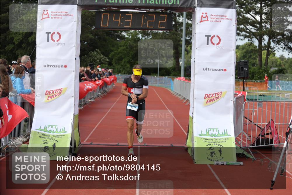 14.06.2026 - 7 Türme Triathlon Andreas Tolksdorf http://msf.ph/oto/9804145 14.06.2026 15:31:21 Ziel 1091 meine-sportfotos.de
