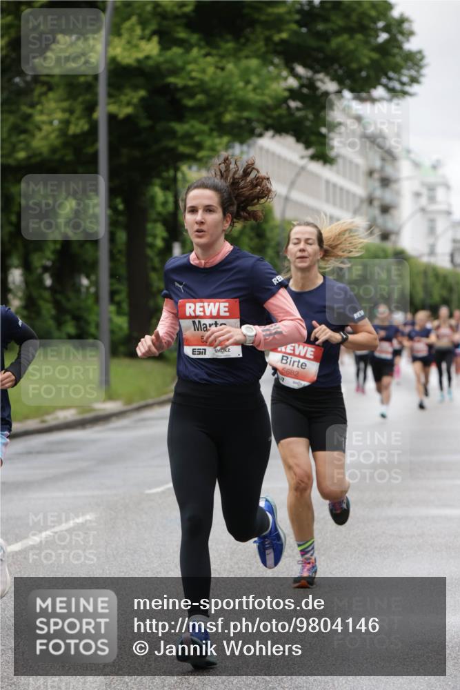 14.06.2026 - REWE Women's Run Jannik Wohlers http://msf.ph/oto/9804146 14.06.2026 10:37:25 Laufen 5682 meine-sportfotos.de