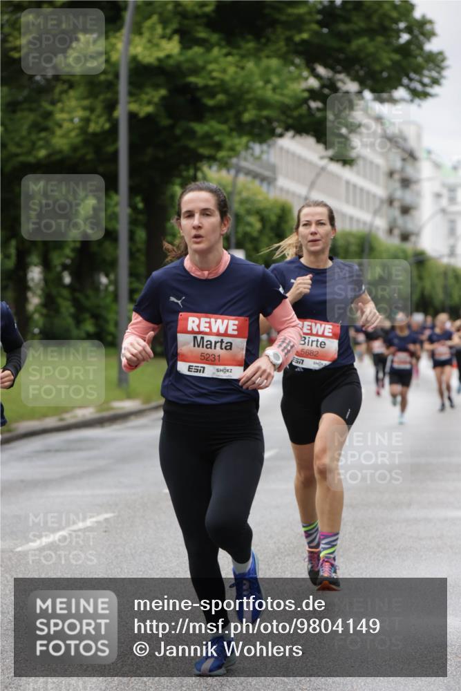 14.06.2026 - REWE Women's Run Jannik Wohlers http://msf.ph/oto/9804149 14.06.2026 10:37:25 Laufen 5231, 7, 5682, 57 meine-sportfotos.de
