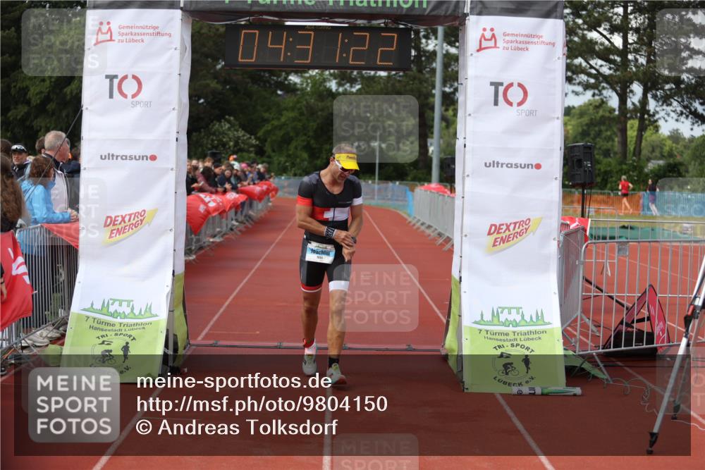 14.06.2026 - 7 Türme Triathlon Andreas Tolksdorf http://msf.ph/oto/9804150 14.06.2026 15:31:21 Ziel 1091 meine-sportfotos.de