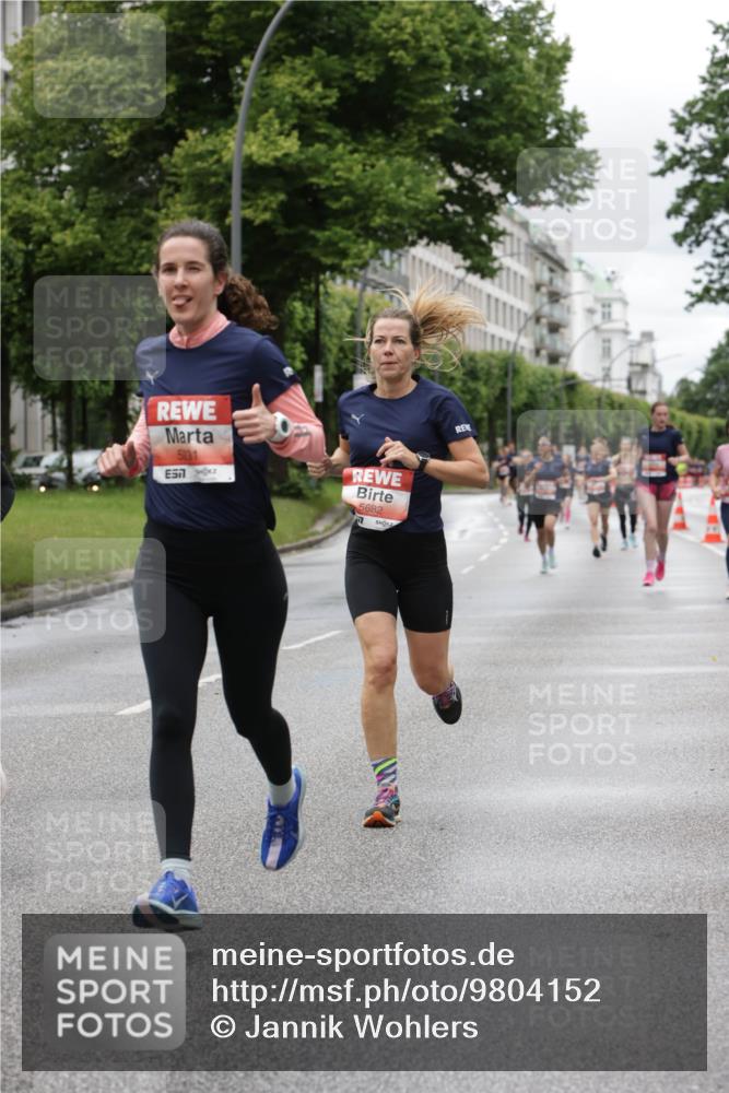 14.06.2026 - REWE Women's Run Jannik Wohlers http://msf.ph/oto/9804152 14.06.2026 10:37:26 Laufen 5231, 5682 meine-sportfotos.de