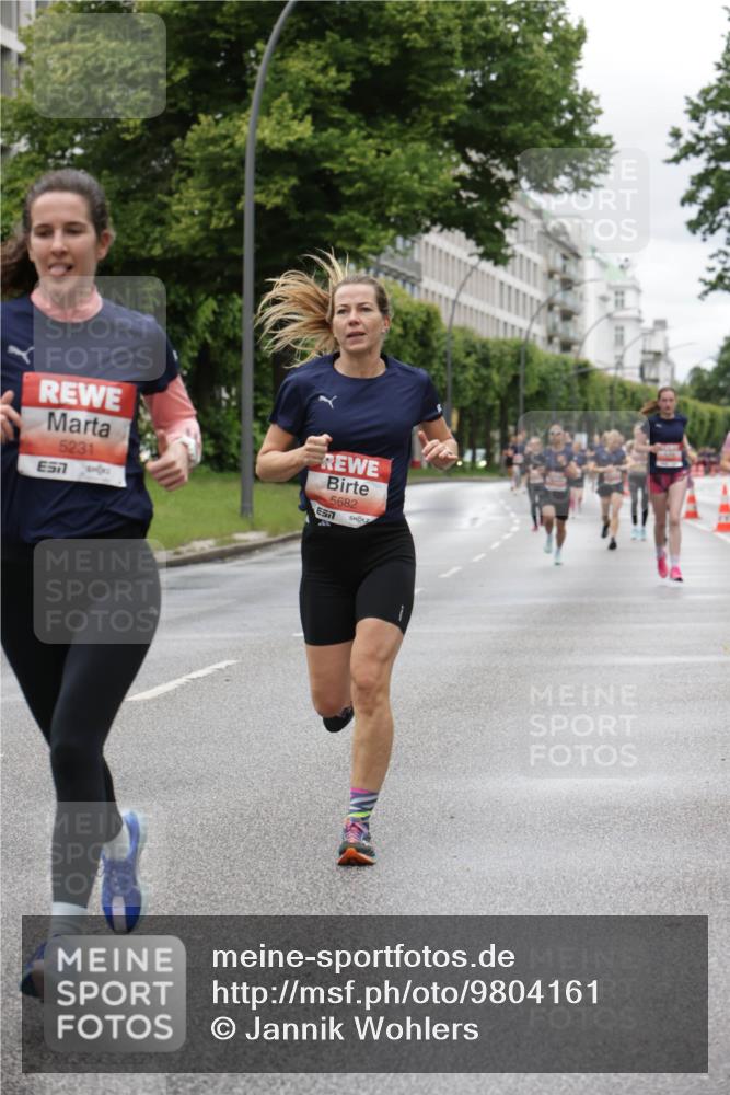14.06.2026 - REWE Women's Run Jannik Wohlers http://msf.ph/oto/9804161 14.06.2026 10:37:26 Laufen 5231, 7, 5682 meine-sportfotos.de