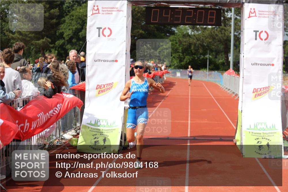 14.06.2026 - 7 Türme Triathlon Andreas Tolksdorf http://msf.ph/oto/9804168 14.06.2026 15:32:07 Ziel 1021, 1768 meine-sportfotos.de