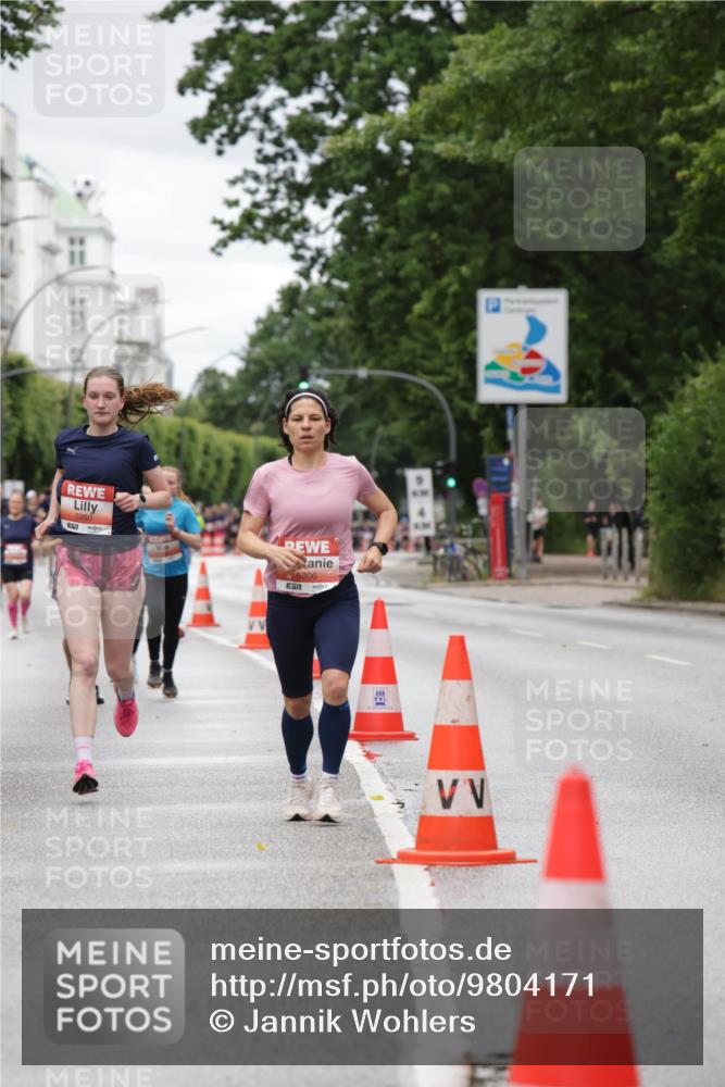 14.06.2026 - REWE Women's Run Jannik Wohlers http://msf.ph/oto/9804171 14.06.2026 10:37:28 Laufen 5990, 57, 5306, 7 meine-sportfotos.de