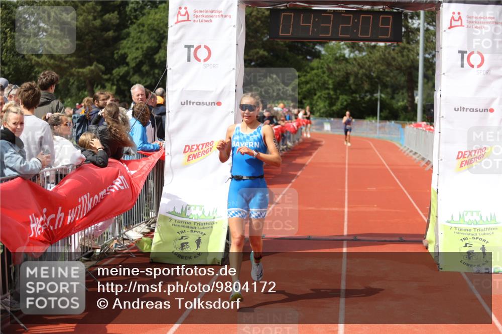 14.06.2026 - 7 Türme Triathlon Andreas Tolksdorf http://msf.ph/oto/9804172 14.06.2026 15:32:07 Ziel 1021, 1768 meine-sportfotos.de