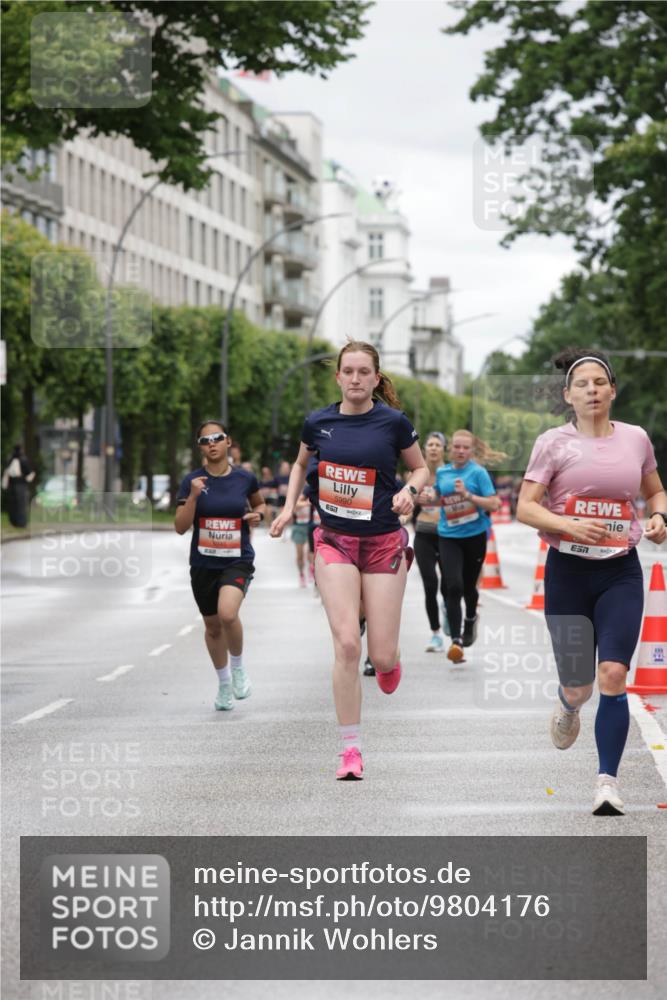 14.06.2026 - REWE Women's Run Jannik Wohlers http://msf.ph/oto/9804176 14.06.2026 10:37:29 Laufen 5990 meine-sportfotos.de