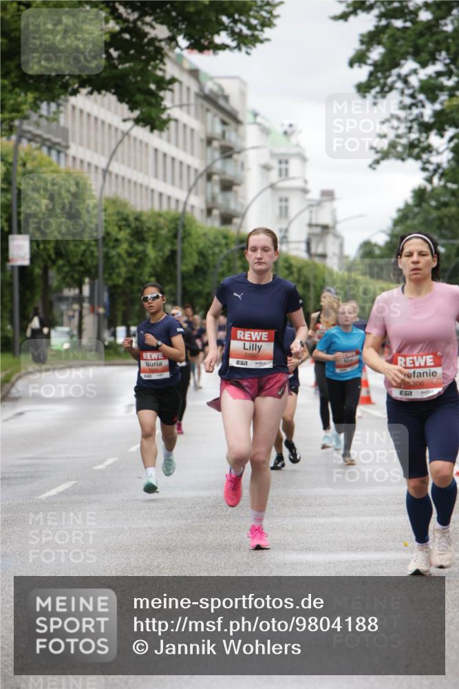 14.06.2026 - REWE Women's Run Jannik Wohlers http://msf.ph/oto/9804188 14.06.2026 10:37:29 Laufen 5990, 7, 3306 meine-sportfotos.de